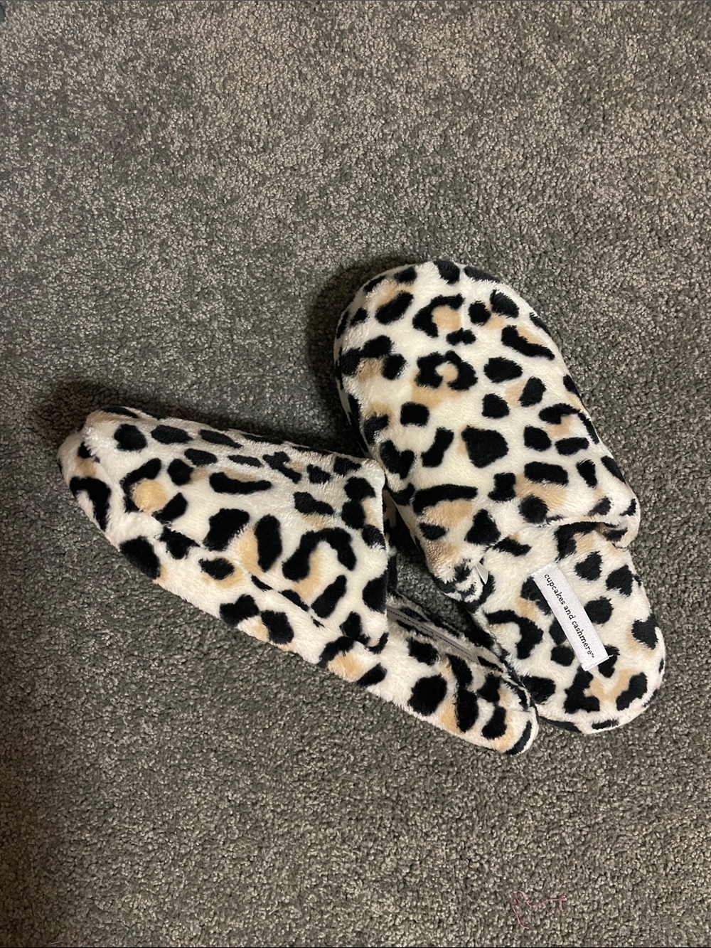 Leopard Print Plush Slip-On Women's Slippers - Black & Cream